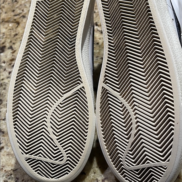 Nike Blazer Mid - Picture 8 of 12